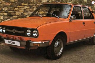 Škoda 742: Užovky 105 a 120 se měnily takřka neustále